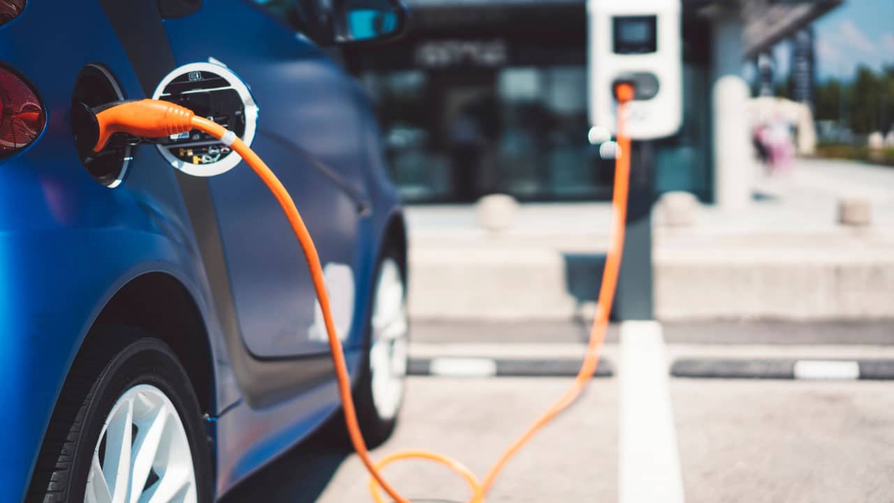 Do Electric Cars Have Transmission Fluid